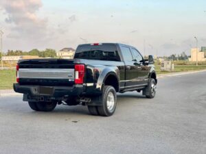 Thông tin chi tiết về Ford F-350 Super Duty